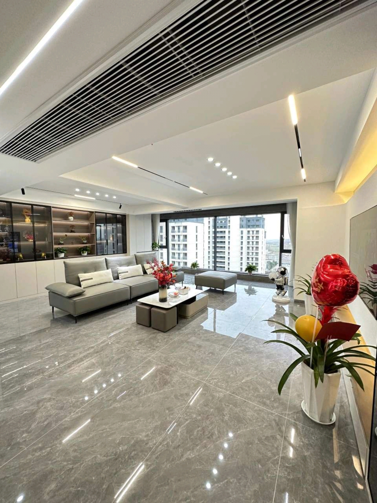 高级感大平层客厅，宅家像住云端酒店～